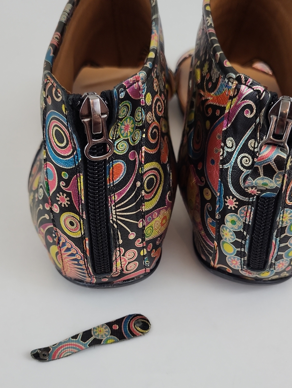Embassy London Downtown Sandals Size 39 / US 8 *Flawed* - Picture 10 of 16